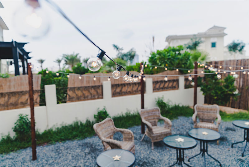 Series-Lights-on-a-Patio-Setup-in-a-Garden
